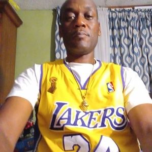 Meet your Posher, Adrian